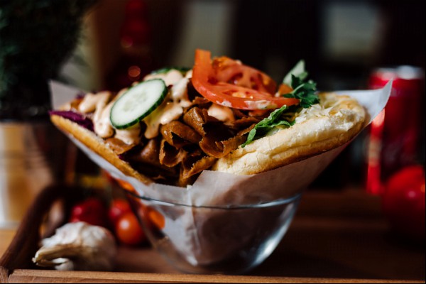 Efes Krakow ul Basztowa 17 - kebab w bulce