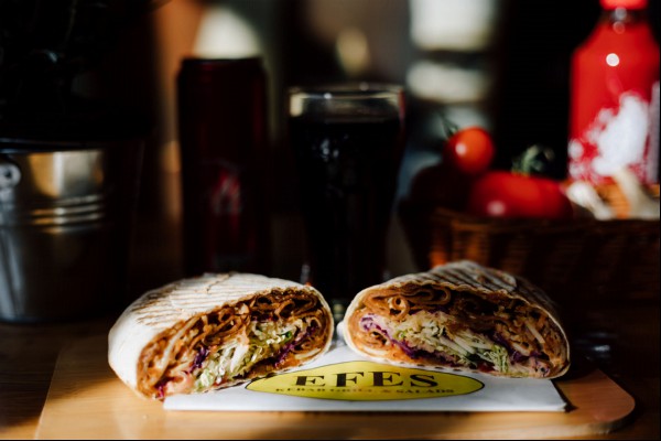 Efes Krakow ul Basztowa 17 - kebab w ciescie - najlepszy w miescie